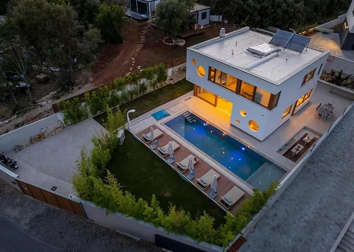 Holiday home Breeze Pula